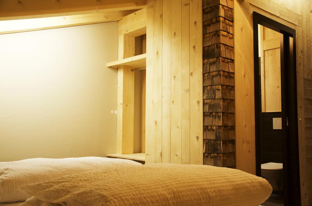 Huettenhotel Husky Lodge Muotathal Quarto foto